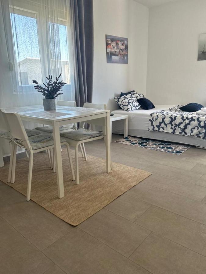 Apartmani Fulir Врси Екстериор снимка