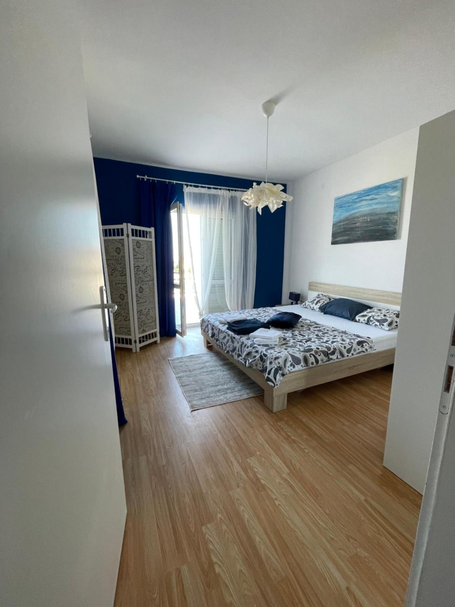 Apartmani Fulir Врси Екстериор снимка