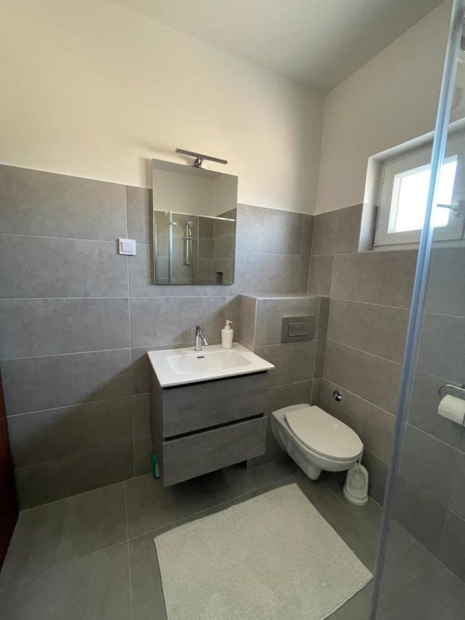 Apartmani Fulir Врси Екстериор снимка