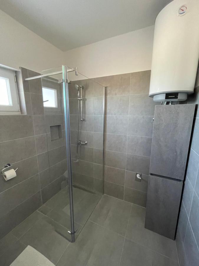 Apartmani Fulir Врси Екстериор снимка